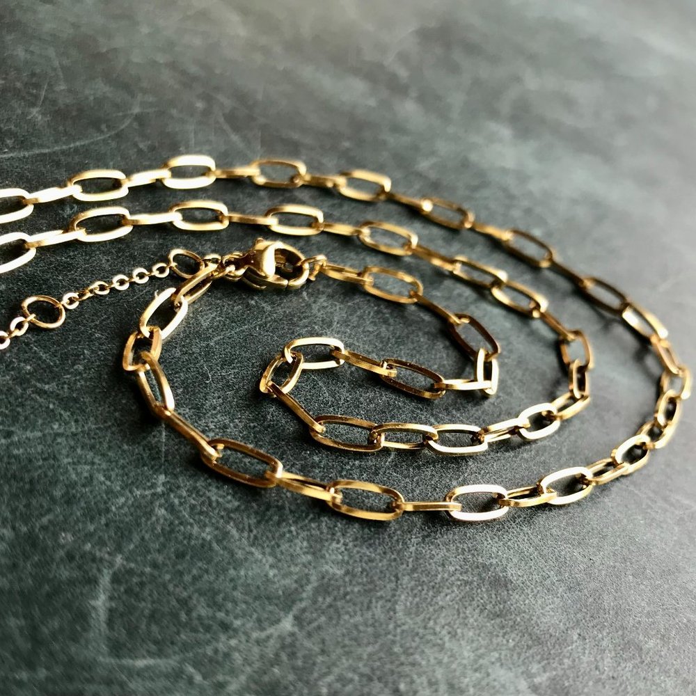 Paperclip Chain / Gold Colour Necklace / 316L Stainless Steel - New, Never Worn